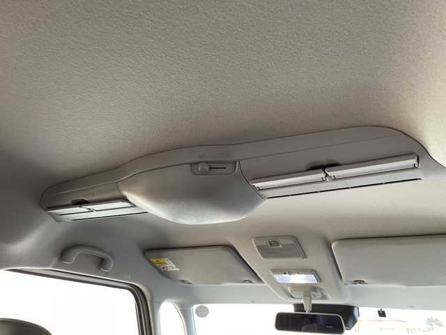 スズキ スペーシア カスタム HYBRID XS ターボ 千葉県 2025(令7)年 0.3万km ピュアホワイトパール/ブラック2トーン 純正9インチナビ/全周囲カメラ/衝突被害軽減システム/車線逸脱警報/クルーズコントロール/両側パワースライドドア/横滑り防止装置/ETC/アイドリングストップ/LEDヘッドライト/オートライト/ウィンカーミラー/電動格納ミラー/純正15インチAW/シートヒーター/ステアリングヒーター/プッシュスタート/スマートキー/フロアマット/スペアキー/取扱説明書/保証書