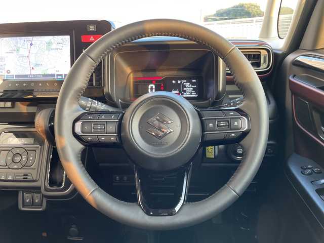 スズキ スペーシア カスタム HYBRID XS ターボ 千葉県 2025(令7)年 0.3万km ピュアホワイトパール/ブラック2トーン 純正9インチナビ/全周囲カメラ/衝突被害軽減システム/車線逸脱警報/クルーズコントロール/両側パワースライドドア/横滑り防止装置/ETC/アイドリングストップ/LEDヘッドライト/オートライト/ウィンカーミラー/電動格納ミラー/純正15インチAW/シートヒーター/ステアリングヒーター/プッシュスタート/スマートキー/フロアマット/スペアキー/取扱説明書/保証書