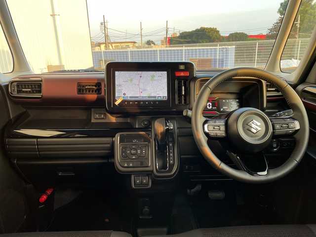 スズキ スペーシア カスタム HYBRID XS ターボ 千葉県 2025(令7)年 0.3万km ピュアホワイトパール/ブラック2トーン 純正9インチナビ/全周囲カメラ/衝突被害軽減システム/車線逸脱警報/クルーズコントロール/両側パワースライドドア/横滑り防止装置/ETC/アイドリングストップ/LEDヘッドライト/オートライト/ウィンカーミラー/電動格納ミラー/純正15インチAW/シートヒーター/ステアリングヒーター/プッシュスタート/スマートキー/フロアマット/スペアキー/取扱説明書/保証書