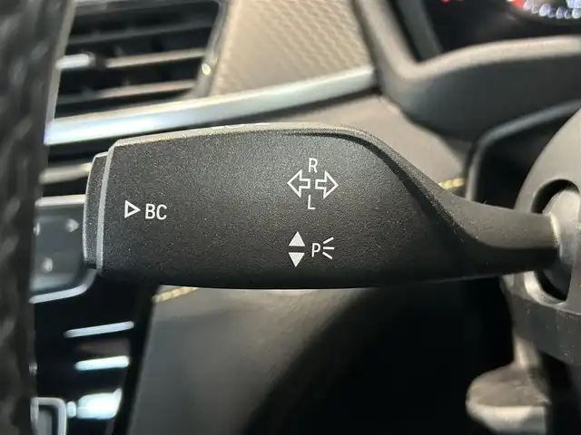 ＢＭＷ Ｘ２ xDrive20i MスポーツX 愛知県 2018(平30)年 4.7万km メディテラニアンブルー 19インチMライトアロイホイールYスポーク/インテリジェントセーフティー/オートマチックテールゲート/シートヒーター/BMW iDriveHDDナビ/Bluetooth/バックカメラ/DSC/ダイナミック・スタビリティ・コントロール（拡張機能付) CBC/コーナリング・ブレーキ・コントロール/HDC/ヒル・ディセント・コントロール/EDLC/エレクトロニック・ディファレンシャル・ロック・コントロール/プッシュスタート/ETC