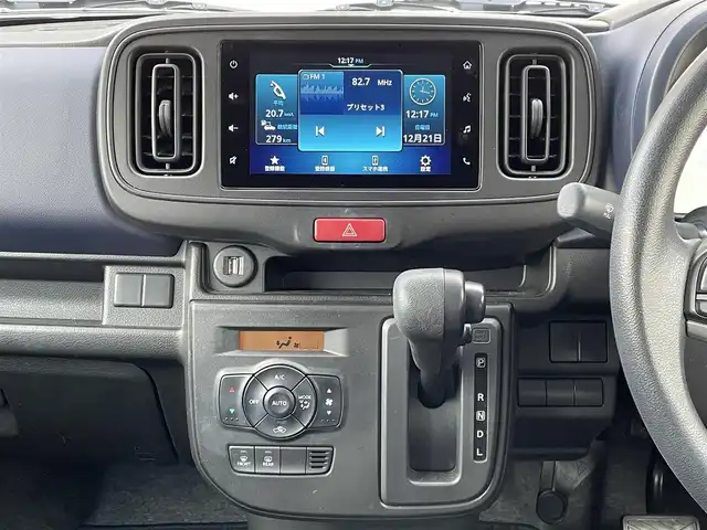 スズキ アルト L 福岡県 2023(令5)年 2.4万km ソフトベージュメタリック ワンオーナー/純正ディスプレイオーディオ/　（AM/FM/Bluetooth）/バックカメラ/スズキセーフティサポート/・誤発進抑制機能/・車線逸脱警報機能/・ふらつき警報機能/・先行車発進お知らせ機能/・後退時ブレーキサポート/・後方誤発進抑制機能/・リアパーキングセンサー/アイドリングストップ/横滑り防止装置/オートライト/純正ホイールキャップ/シートヒーター（D/N）/ETC/前後ドライブレコーダー【CTJ-880】/純正フロアマット/電格ミラー/ISOFIX/電源ソケット×1/USB端子×1/スペアキー×1/保証書/取扱説明書/ナビ取扱説明書