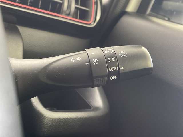 スズキ ワゴンＲ スティングレー HYBRID X 愛知県 2019(令1)年 3.9万km ピュアホワイトP 社外メモリーナビ/(CN-RX06D)/ワンセグ CD DVD BT MSV/衝突軽減ブレーキ/LDA/HUD/スマートキー/シートヒーター/アイドリングストップ/LEDヘッドライト/LEDフォグライト/オートライト/オートハイビーム/ISOFIX