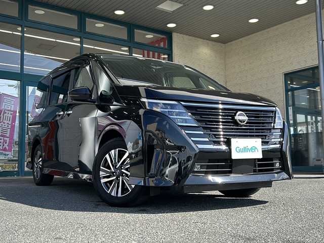 日産 セレナ ハイウェイスター V 愛知県 2023(令5)年 1.6万km ダイヤモンドブラック 登録時15602km/ワンオーナー/純正ナビ/フルセグTV/バックカメラ/全方位カメラ/純正フロアマット/クリアランスソナー/オートライト/置くだけ充電/両側パワースライドドア/ETC/ウィンカーミラー