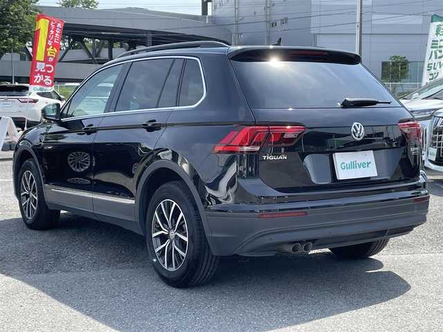 フォルクスワーゲン ティグアン TDI 4モーション コンフォートライン 千葉県 2020(令2)年 10.4万km ディープブラックパールエフェクト 衝突軽減ブレーキ/全周囲カメラ/メーカーオプションナビ/スマートキー/アダプティブクルーズコントロール/レーンキープアシスト/前後コーナーセンサー/純正17インチアルミホイール/純正LEDヘッドライト/フォグランプ/ブレーキオートホールド/本革巻きステアリング/サイド＆カーテンエアバッグ