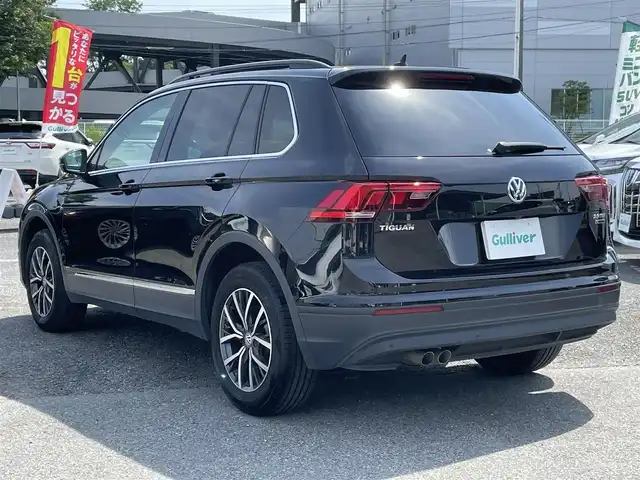 フォルクスワーゲン ティグアン TDI 4モーション コンフォートライン 千葉県 2020(令2)年 10.4万km ディープブラックパールエフェクト 衝突軽減ブレーキ/全周囲カメラ/メーカーオプションナビ/スマートキー/アダプティブクルーズコントロール/レーンキープアシスト/前後コーナーセンサー/純正17インチアルミホイール/純正LEDヘッドライト/フォグランプ/ブレーキオートホールド/本革巻きステアリング/サイド＆カーテンエアバッグ