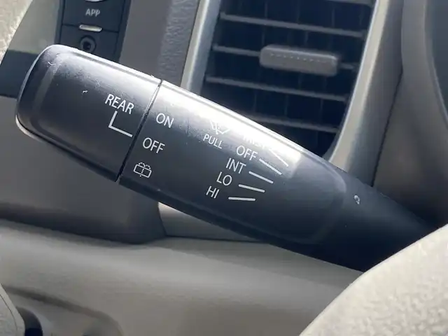スズキ スペーシア X 静岡県 2014(平26)年 7.8万km キャンドルオレンジメタリック/ホワイト (株)IDOMが運営する【じしゃロン焼津店】の自社ローン専用車両になります。こちらは現金またはオートローンご利用時の価格です。自社ローンご希望の方は別途その旨お申付け下さい　/純正ナビ/（ワンセグＴＶ/Ｂｌｕｅｔｏｏｔｈ接続）/両側パワースライドドア/バックカメラ/プッシュスタート＆スマートキー/オートライト