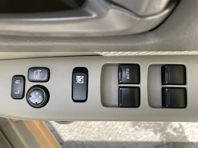 スズキ スペーシア X 静岡県 2014(平26)年 7.8万km キャンドルオレンジメタリック/ホワイト (株)IDOMが運営する【じしゃロン焼津店】の自社ローン専用車両になります。こちらは現金またはオートローンご利用時の価格です。自社ローンご希望の方は別途その旨お申付け下さい　/純正ナビ/（ワンセグＴＶ/Ｂｌｕｅｔｏｏｔｈ接続）/両側パワースライドドア/バックカメラ/プッシュスタート＆スマートキー/オートライト