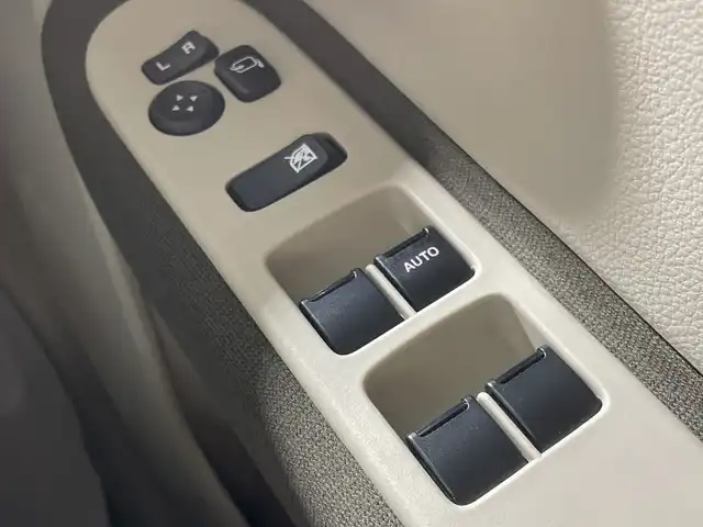 スズキ ラパン ＬＣ X 福岡県 2024(令6)年 0.6万km フォーンベージュメタリック/アーバンブラウン 2トーン 禁煙車/純正ディスプレイオーディオ/(Ｂｌｕｅｔｏｏｔｈ/FM/AM/USB)/バックモニター/衝突被害軽減ブレーキ/コーナーセンサー/アイドリングストップ/シートヒーター/ＬＥＤヘッドライト/オートライト/電動格納ミラー/スマートキー/プッシュスタート/保証書/取扱説明書/スペアキー
