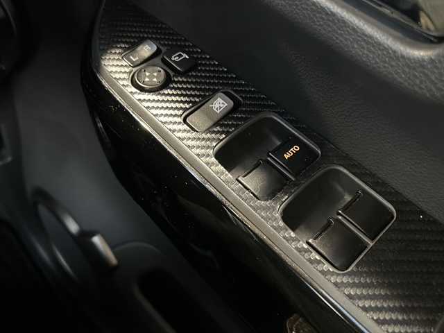 スズキ ハスラー Jスタイル Ⅱ ターボ 静岡県 2018(平30)年 6.5万km アクティブイエロー/ブラック2トーンルーフ ナビ/FM/AM/SD/ipod/フルセグ/USB/Bluetooth/CD/DVD/ /主要装備/・クルーズコントロール　/・シートヒーター　/・パドルシフト　/・ドライブレコーダー　/・アイドリングストップ　/・レーンキープ　/・バックカメラ　/・スマートキー　/・ルーフキャリア　/・ＥＴＣ　/・プッシュスタート　/・ステアリングリモコン/・デュアルカメラブレーキサポート/・ハーフレザーシート/・
