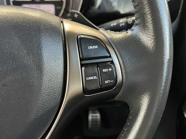 スズキ ハスラー Jスタイル Ⅱ ターボ 静岡県 2018(平30)年 6.5万km アクティブイエロー/ブラック2トーンルーフ ナビ/FM/AM/SD/ipod/フルセグ/USB/Bluetooth/CD/DVD/ /主要装備/・クルーズコントロール　/・シートヒーター　/・パドルシフト　/・ドライブレコーダー　/・アイドリングストップ　/・レーンキープ　/・バックカメラ　/・スマートキー　/・ルーフキャリア　/・ＥＴＣ　/・プッシュスタート　/・ステアリングリモコン/・デュアルカメラブレーキサポート/・ハーフレザーシート/・