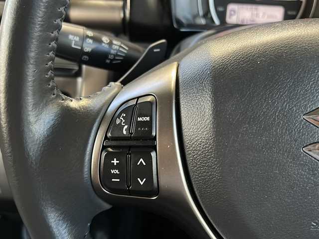 スズキ ハスラー Jスタイル Ⅱ ターボ 静岡県 2018(平30)年 6.5万km アクティブイエロー/ブラック2トーンルーフ ナビ/FM/AM/SD/ipod/フルセグ/USB/Bluetooth/CD/DVD/ /主要装備/・クルーズコントロール　/・シートヒーター　/・パドルシフト　/・ドライブレコーダー　/・アイドリングストップ　/・レーンキープ　/・バックカメラ　/・スマートキー　/・ルーフキャリア　/・ＥＴＣ　/・プッシュスタート　/・ステアリングリモコン/・デュアルカメラブレーキサポート/・ハーフレザーシート/・