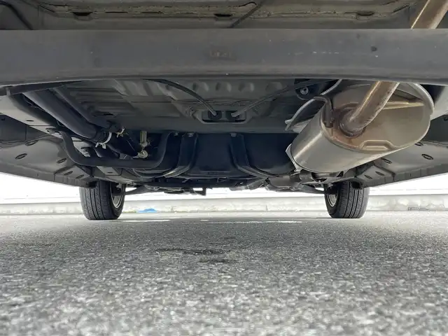 ホンダ Ｎ ＢＯＸ カスタム SSパッケージ 滋賀県 2014(平26)年 5.3万km スマートブラック 社外ナビ/・Bluetooth/ワンセグ/・CD/DVD/バックカメラ/ステアリングリモコン/ETC/両側パワースライドドア/シートリフター/HIDオートライト/フォグライト/純正14インチ付AW/プッシュスタート/スマートキー