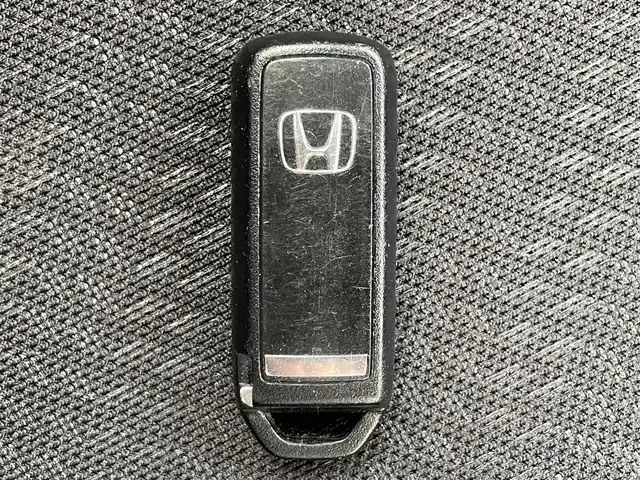 ホンダ Ｎ ＢＯＸ カスタム SSパッケージ 滋賀県 2014(平26)年 5.3万km スマートブラック 社外ナビ/・Bluetooth/ワンセグ/・CD/DVD/バックカメラ/ステアリングリモコン/ETC/両側パワースライドドア/シートリフター/HIDオートライト/フォグライト/純正14インチ付AW/プッシュスタート/スマートキー