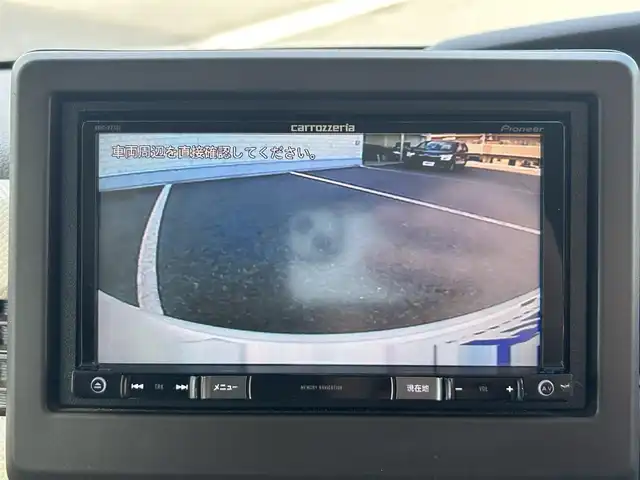 ホンダ Ｎ ＢＯＸ G L ホンダセンシング 岡山県 2018(平30)年 8.4万km プラチナホワイトパール (株)IDOMが運営する【じしゃロン岡山店】の自社ローン専用車両になります。こちらは現金またはオートローンご利用時の価格です。自社ローンご希望の方は別途その旨お申付け下さい/・社外ナビ/・バックカメラ/・片側パワースライドドア/・ETC/・クルーズコントロール有/・スマートキー/・前方ドラレコ/・横滑り防止機能/・レーンキープアシスタント