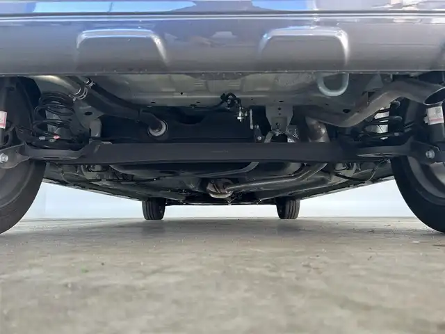 スズキ スペーシア ギア HYBRID XZ 千葉県 2023(令5)年 0.8万km オフブルーメタリック/ガンメタリック2トーンルーフ 禁煙車/ワンオーナー/スズキセーフティサポート/・デュアルセンサーブレーキサポート/・ヘッドアップディスプレイ/・アダプティブクルーズコントロール/・レーンキープアシスト/・車線逸脱警報システム/純正９型メモリナビ/・CD/DVD/Bluetooth/フルセグTV/・全方位カメラ/・ビルトインETC/両側パワースライドドア/革巻きステアリング/・ステアリングスイッチ/DNシートヒーター/純正フロアマット/純正14インチAW/オートライト/・オートマチックハイビーム/・LEDヘッドライト/・LEDフォグランプ