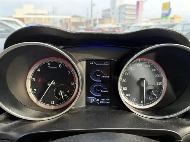 スズキ スイフト HYBRID RS 新潟県 2017(平29)年 11.3万km スーパーブラックパール (株)IDOMが運営する【じしゃロン新潟店】の自社ローン対象車両になります。/こちらは現金ご利用時の価格です。自社ローンご希望の方は別途その旨お申付け下さい。/プッシュスタート/スマートキー/スペアキー１本/社外ナビ/フルセグテレビ(走行時視聴可能)/Bluetooth接続可能/CD、DVD、AM、FM視聴可能/バックカメラ/レーダークルーズコントロール/ETC/シートヒーター(D席)/純正AW/本革巻きステアリング/純正LEDヘッドランプ