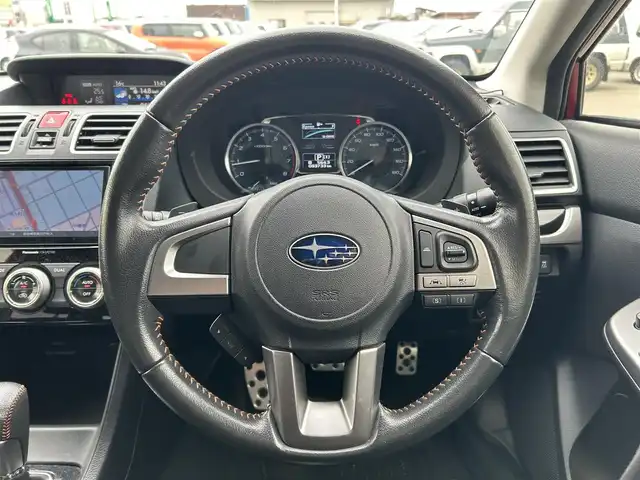 スバル インプレッサ ＸＶ 2．0i－L アイサイト 新潟県 2016(平28)年 9.4万km ヴェネチアンレッドパール 純正ナビ【フルセグTV/FM・AM/BT】/衝突軽減/アイドリングストップ/レーダークルーズコントロール/DN席パワーシート/ETC/バックカメラ/レーンキープアシスト/オートライト/横滑り防止/純正17アルミホイール/スマートキー/プッシュスタート/革巻きステアリング/ステアリングスイッチ/パドルシフト