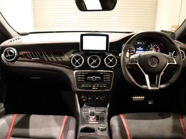 メルセデス・ベンツ ＧＬＡ４５ 4MATIC エディション1 静岡県 2015(平27)年 5.2万km コスモスブラック ワンオーナー/アンビエントライト/ACC/AMGパフォーマンスステアリング/AMGレカロシート/レーダーセーフティパッケージ/純正HDDナビ/(CD/DVD/Bluetooth/USB/フルセグTV)/バックカメラ/ETC/前後ドライブレコーダー/インテリジェントライトシステム/パドルシフト/パワーシート/シートヒーター/純正20インチアルミホイール