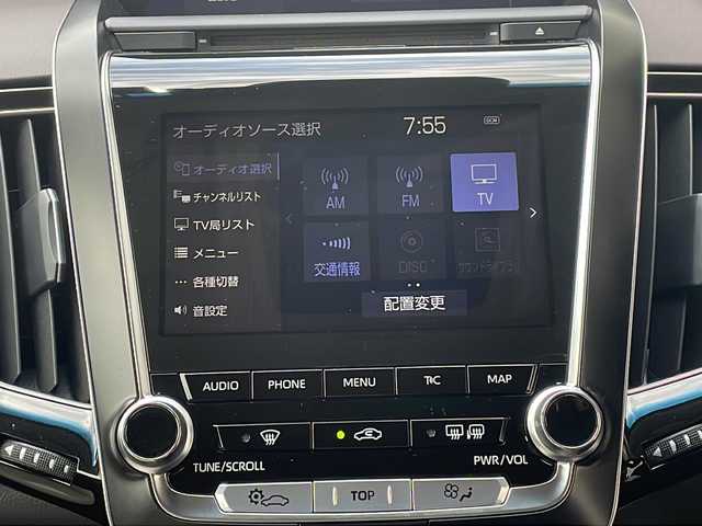 トヨタ クラウン ハイブリッド G－エグゼクティブ Four 道北・旭川 2018(平30)年 2.1万km ホワイトパールクリスタルシャイン 禁煙車/ワンオーナー/4WD/サンルーフ（OP）/セーフティパッケージ＋（OP）/・パーキングサポートブレーキ（後方歩行者）/・全周囲カメラ＆インテリジェントパーキングアシスト/・ブラインドスポットモニター/・リヤクロストラフィックオートブレーキ（後方接近車両）/・リヤクロストラフィックアラート/・カラーヘッドアップディスプレイ/・ドアミラー追加機能（リバース連動機能＆足元照明）/デジタルインナーミラー/純正ナビ/（フルセグTV/CD/DVD/Bluetooth/AUX）/TVキャンセラー/本革シート（ベージュ）/全席パワーシート＆シートヒーター/メモリーシート/リアセンターアームレスト/リヤサンシェード/AC100V電源（OP）/純正18インチAW/純正フロアマット/純正ETC2.0/前方ドライブレコーダー/GPSレーダー探知機/ディーラー整備記録簿（H31/R1/R3/R4/R5）