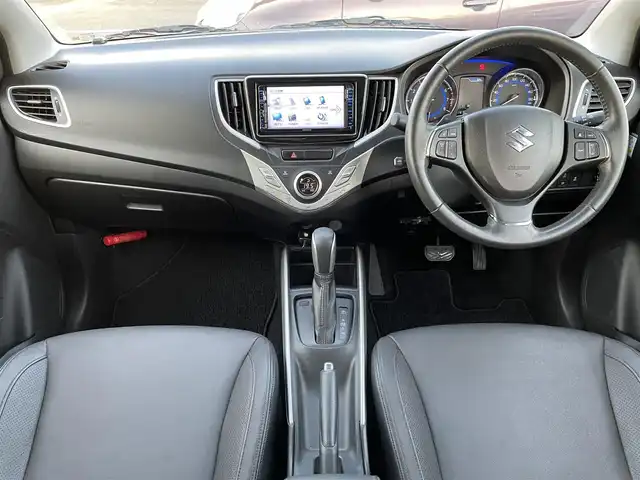 スズキ バレーノ XTセットオプション装着車 鳥取県 2016(平28)年 3.5万km プレミアムシルバーメタリックⅢ ワンオーナー/純正ナビ／フルセグ／ＤＶＤ／ＣＤ／ＢＴ/バックカメラ・ＥＴＣ/ドライブレコーダー/レーダーブレーキサポート/レーダークルーズコントロール/黒レザーシート/前席シートヒーター/キセノンライト/パドルシフト/オートライト/純正１６インチアルミ/社外アルミスタットレスセット積込/（タイヤ残溝　７分山）/フロアマット/保証書・取扱説明書
