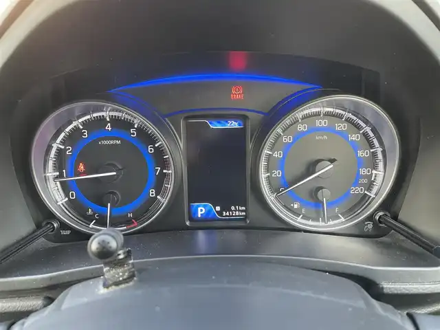スズキ バレーノ XTセットオプション装着車 鳥取県 2016(平28)年 3.5万km プレミアムシルバーメタリックⅢ ワンオーナー/純正ナビ／フルセグ／ＤＶＤ／ＣＤ／ＢＴ/バックカメラ・ＥＴＣ/ドライブレコーダー/レーダーブレーキサポート/レーダークルーズコントロール/黒レザーシート/前席シートヒーター/キセノンライト/パドルシフト/オートライト/純正１６インチアルミ/社外アルミスタットレスセット積込/（タイヤ残溝　７分山）/フロアマット/保証書・取扱説明書