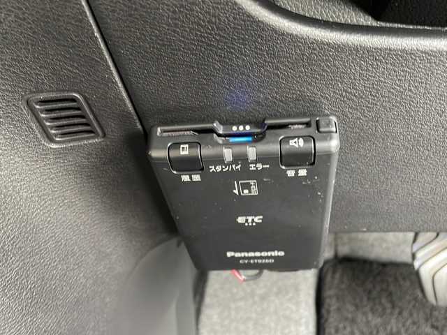日産 セレナ ハイウェイスター Vセレクション 愛知県 2017(平29)年 6.2万km マルーンレッド 2トーン プロパイロット/衝突軽減システム/純正SDナビ（SDなし）/両側パワースライドドア/クルーズコントロール/フルセグ/CD/DVD/Bluetooth/バックカメラ/イージーオープン機能/コーナーセンサー/純正アルミホイール/LEDヘッドライト/インテリジェントミラー/ドライブレコーダー/ETC/ステアリングスイッチ/スマートキー/プッシュスタート