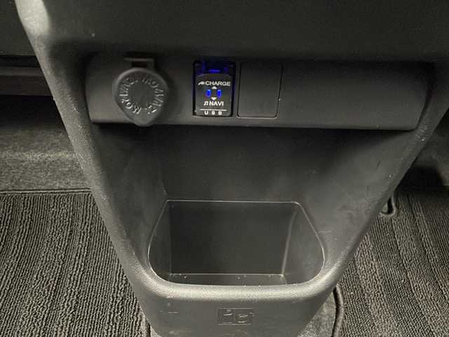 ダイハツ ムーヴ キャンバス G ブラックインテリア リミテッド SAⅢ 沖縄県 2021(令3)年 2.3万km スムースグレーマイカメタリック/ファイアークォーツレッドメタリック 2トーン 純正ナビ(ＮＭＺＫ－Ｗ７１Ｄ)/(ＴＶ　Ｂｌｕｅｔｏｏｔｈ　ＤＶＤ　ＡＭ　ＦＭ)/ＵＳＢ入力端子/全方位カメラ/ドライブレコーダー/両側パワースライドドア/スマートキー/ステアリングスイッチ/アイドリングストップ/オートライト/オートマチックハイビーム/ＬＥＤヘッドライト/電動格納ミラー/純正フロアマット