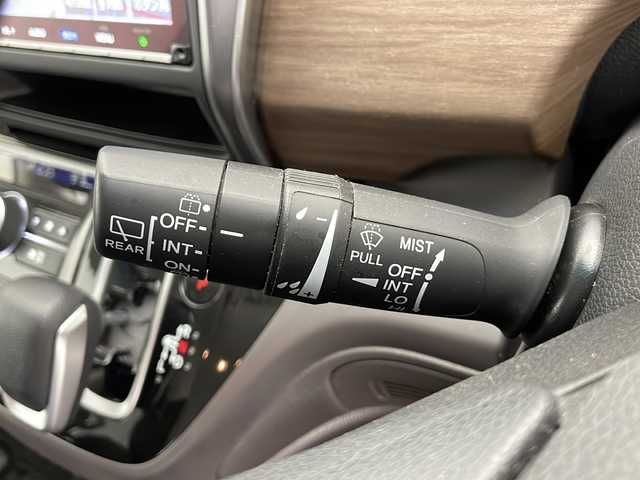 ホンダ フリード ハイブリット G ホンダセンシング 長野県 2021(令3)年 4.8万km プラチナホワイトパール 純正メモリナビ/Bluetooth/CD/DVD/フルセグTV/バックカメラ/ETC/コーナーセンサー/両側パワスラ/ステアリングスイッチ/先行車発進お知らせ/路外逸脱抑制/標識認識表示/横滑り防止装置/衝突被害軽減システム/レーンキープアシスト/LEDヘッドライト/スマートキー/ドアバイザー/純正フロアマット