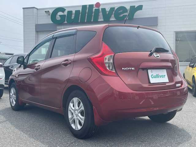 日産 ノート X エマージェンシーブレーキ 三重県 2014(平26)年 3.3万km ラディアントレッド 1オーナー/アイドリングストップ/エマージェンシーブレーキ/VDC/車線逸脱警報/純正SDナビ/ワンセグTV/【CD/SD/ipod/AUX】/バックカメラ/プッシュスタート/スマートキー/純正フロアマット