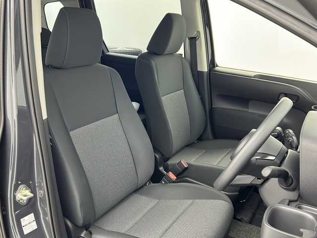 トヨタ シエンタ ハイブリッド G 宮城県 2025(令7)年 0.1千km ダークグレー 登録済未使用車/Toyota Safety Sense	/・プリクラッシュセーフティ	/・レーダークルーズコントロール/・オートマチックハイビーム/・プロアクティブドライビングアシスト/・レーントレーシングアシスト/パノラマビューカメラ/純正8型ディスプレイオーディオ【地図機能なし】/・BT.USB.ミラーキャスト/ビルトインETC/両側パワースライドドア/LEDヘッドライト/プッシュスタート/スマートキー/ステアリングスイッチ/純正15インチホイールキャップ/横滑り防止機能