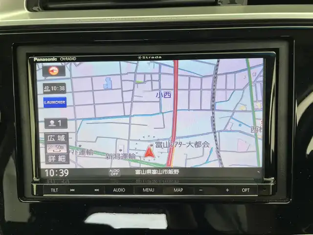ホンダ フィット ハイブリット F 富山県 2018(平30)年 4.5万km ルナシルバーM 4WD/純正ナビ/（CD　DVD　FM　AM　Bluetooth）/フルセグテレビ/バックカメラ/横滑り防止システム/USB端子/HDMI端子/前方ドライブレコーダー/ステアリングスイッチ/スタッドレスタイヤ積込/純正フロアマット/純正ホイールキャップ/純正ドアバイザー/電動格納ミラー/スマートキー×2