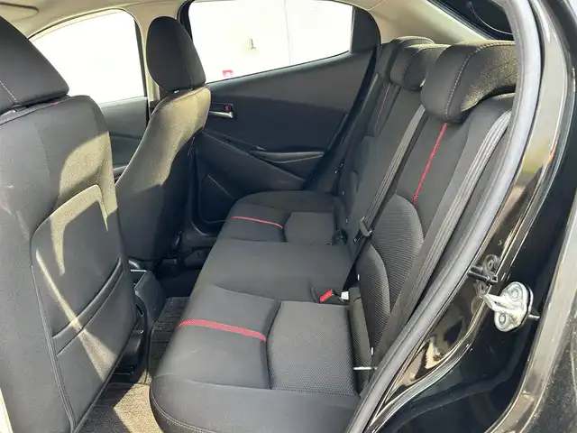 マツダ デミオ XD ツーリング 福島県 2015(平27)年 6.5万km ジェットブラックマイカ (株)IDOMが運営する【じしゃロン福島店】の自社ローン対象車両になります。こちらは現金ご利用時の価格です。自社ローンご希望の方は別途その旨お申付け下さい。/純正ナビ/バックカメラ/HUD/革巻きステアリング/クルーズコントロール/パドルシフト/フォグランプ/ドアバイザー/ステアリングリモコン/ドライブレコーダー/ウィンカーミラー/プッシュスタート/ETC