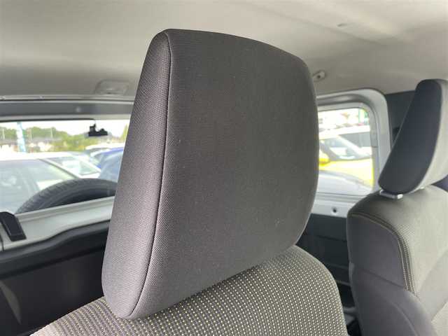 スズキ ジムニー XC 東京都 2020(令2)年 4.4万km シルキーシルバーメタリック 純正8インチナビ/（フルセグ/Bluetooth/CD/USB/ipod/AM/FM）/衝突軽減ブレーキ/レーンキープアシスト/クルーズコントロール/前席シートヒーター/バックカメラ/ビルトインETC/前後ドライブレコーダー/純正フロアマット/ヘッドライトウォッシャー/電格ミラー/フロントフォグランプ/ダウンヒルアシストコントロール/LEDヘッドライト/クルーズコントロール/新車保証書/ドアバイザー