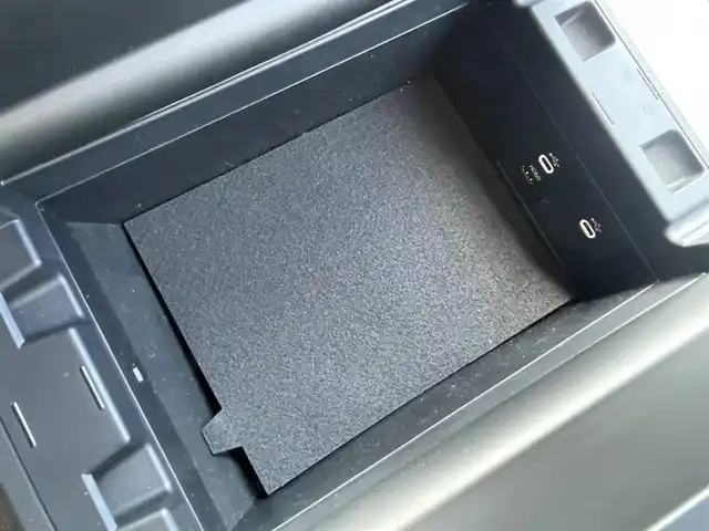 マツダ ＣＸ－６０ XD HV エクスクルーシブスポーツ 熊本県 2023(令5)年 3.8万km マシーングレープレミアムM 純正メーカーSDナビDTV/・BT/USB/SD/全周囲カメラ/ＥＴＣ/ＬＥＤライト/・ＬＥＤフォグ/黒革シート/・シートヒーター/・エアーシート/・パワーシート/ハンドルヒーター/置くだけ充電/Ｍｉ-ＤＲＩＶＥ/ＩＳＯＦＩＸ/ウィンカードアミラー/リアスポイラー/トノカバー/スマートキー/スペアキー×1本