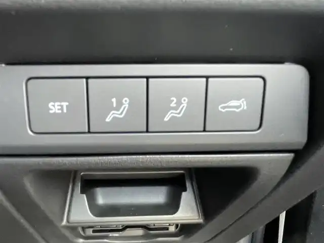 マツダ ＣＸ－６０ XD HV エクスクルーシブスポーツ 熊本県 2023(令5)年 3.8万km マシーングレープレミアムM 純正メーカーSDナビDTV/・BT/USB/SD/全周囲カメラ/ＥＴＣ/ＬＥＤライト/・ＬＥＤフォグ/黒革シート/・シートヒーター/・エアーシート/・パワーシート/ハンドルヒーター/置くだけ充電/Ｍｉ-ＤＲＩＶＥ/ＩＳＯＦＩＸ/ウィンカードアミラー/リアスポイラー/トノカバー/スマートキー/スペアキー×1本