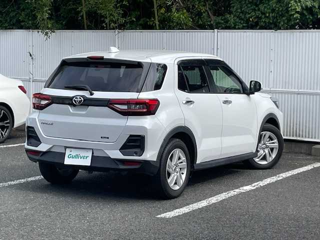 トヨタ ライズ G 茨城県 2023(令5)年 1.9万km シャイニングホワイトパール 全方位車外カメラ/パノラミックビューモニター/全席シートヒーター/レーンキープアシスト/TV（フルセグ）/Bluetooth/ETC/オートマチックハイビーム/オートライト/ステアリングスイッチ/衝突被害軽減システム