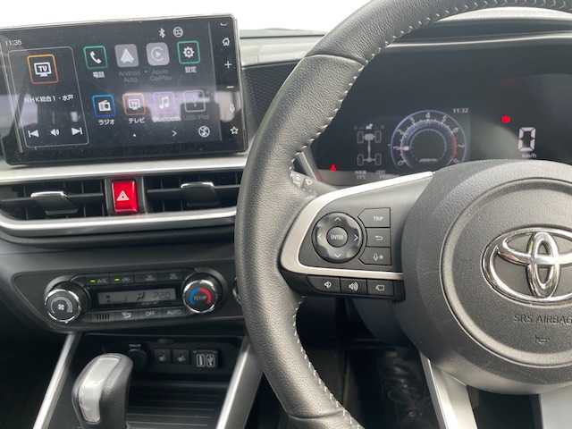 トヨタ ライズ G 茨城県 2023(令5)年 1.9万km シャイニングホワイトパール 全方位車外カメラ/パノラミックビューモニター/全席シートヒーター/レーンキープアシスト/TV（フルセグ）/Bluetooth/ETC/オートマチックハイビーム/オートライト/ステアリングスイッチ/衝突被害軽減システム