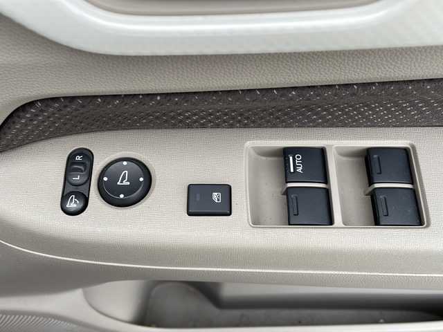 ホンダ Ｎ ＷＧＮ G コンフォートパッケージ 岩手県 2015(平27)年 11.2万km プレミアムディープロッソパール 4WD/純正ナビ(CD/DVD/ラジオ/Bluetooth)/ワンセグテレビ/バックカメラ/前席シートヒーター/CTBA(シティブレーキアクティブシステム)/前方ドライブレコーダー/ステアリングスイッチ/スマートキー/プッシュスタート/HIDヘッドライト/純正フロアマット/オートライト/ドアバイザー