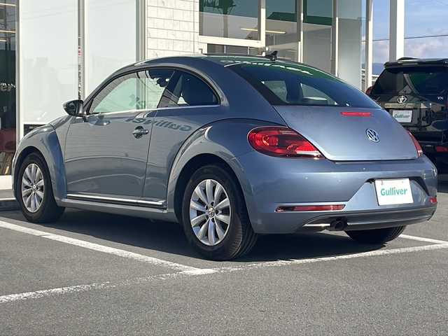 フォルクスワーゲン ザ・ビートル デザイン 静岡県 2016(平28)年 3万km グレーＭ /プッシュスタート//ディスチャージ//純正16インチAW//スマートキー//ETC//保証書//取説