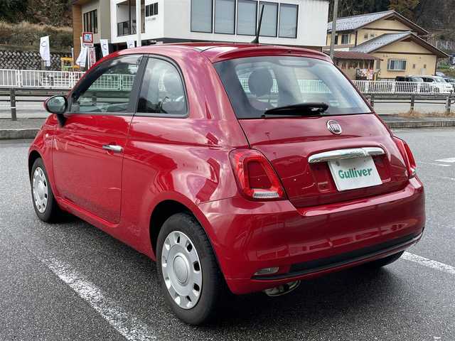 フィアット ５００ 1．2 ポップ 岐阜県 2017(平29)年 2.9万km パソドプレレッド ワンオーナー/純正ディスプレイオーディオ/【AM/FM．AUX.USB】/ナビ/純正フロアマット/横滑り防止装置/ABS/ドアバイザー/フォグライト/リモコンキー/積込スタッドレスタイヤ/保証書/取扱説明書/スペアキー