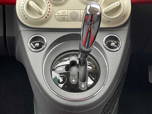 フィアット ５００ 1．2 ポップ 岐阜県 2017(平29)年 2.9万km パソドプレレッド ワンオーナー/純正ディスプレイオーディオ/【AM/FM．AUX.USB】/ナビ/純正フロアマット/横滑り防止装置/ABS/ドアバイザー/フォグライト/リモコンキー/積込スタッドレスタイヤ/保証書/取扱説明書/スペアキー