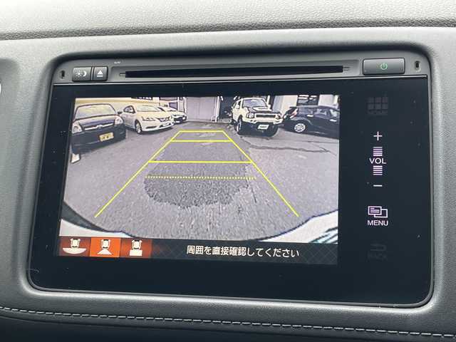 ホンダ ヴェゼル ハイブリッド Z ホンダセンシング 山口県 2017(平29)年 8.9万km クリスタルブラックパール 純正ナビ/DVD/CD/BT/USB/HDMI/フルセグTV/バックカメラ/ハーフレザーシート/前席シートヒーター/純正LEDヘッドライト/純正フォグランプ/オートライト/純正17インチアルミホイール/革巻きステアリング/ステアリングスイッチ/クルーズコントロール/パドルシフト/衝突被害軽減ブレーキ/LKA/横滑り防止/オートパーキングホールド/ルーフレール/スマートキー×２/ビルトインETC/ドライブレコーダー/純正フロアマット/純正ドアバイザー/電動格納ウインカードアミラー(オート機能付き)