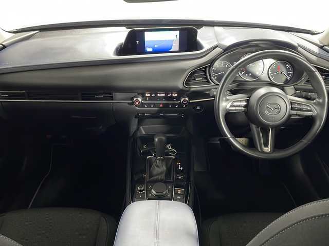 マツダ ＣＸ－３０ 20S プロアクティブツーリングセレ 広島県 2021(令3)年 4万km ジェットブラックマイカ 純正８．８型ナビ　/レーダークルーズコントロール　/BOSEプレミアムサウンド/全周囲　/シートヒーター　/パワーシート　/フルセグTV　/オートハイビーム　/電動リアゲート　/ステアリングヒーター　/ブラインドスポットモニター /ETC　/ドラレコ/純正１８インチアルミホイール(215/55/R18)/エアバック（運転席/助手席/サイド/カーテン）