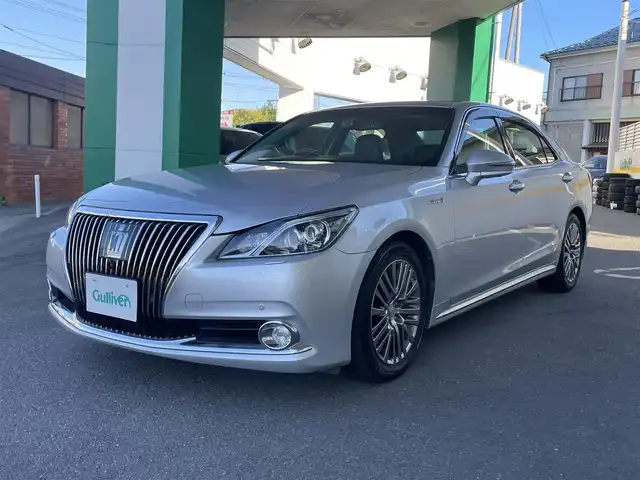 トヨタ クラウン マジェスタ Fバージョン 福島県 2013(平25)年 14.3万km シルバーM 純正ナビ/CD、DVD、MSV、BT/レザーシート/メモリー機能付きパワーシート/前席シートヒーター＆エアシート/プリクラッシュブレーキ/バックカメラ/クルーズコントロール/ビルトインETC/ステアリングリモコン/ステアリングヒーター/プッシュスタート/スマートキー/純正17インチアルミホイール/オートライト/LEDライト/フォグランプ/保証書/取扱説明書
