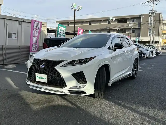 レクサス ＲＸ 450h Fスポーツ 埼玉県 2020(令2)年 3.7万km ホワイトノーヴァガラスフレーク メーカーナビ/・BT/全方位カメラ/サンルーフ/パワーバックドア/クルーズコントロール/ドライブレコーダー/シートヒーター/ステアリングヒーター/レザーシート/パワーシート/純正フロアマット/取説/保証書