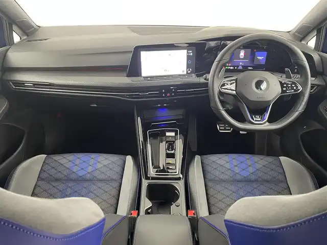 フォルクスワーゲン ＶＷ ゴルフＲヴァリアント TSI 4モーション 埼玉県 2022(令4)年 1.7万km 青 アダプティブクルーズコントロール/レーンキープアシスト　/レーンチェンジアシストシステム　/ドライバー疲労検知システム　/プリクラッシュブレーキシステム　/エマージェンシーアシスト　/パドルシフト　/ＥＴＣ２．０/純正ナビ/(フルセグ/Bluetooth/AM/FM)/パワーバックドア/バックカメラ/１８インチ純正アルミホイール/シートヒーターD+N席/ＬＥＤヘッドライト