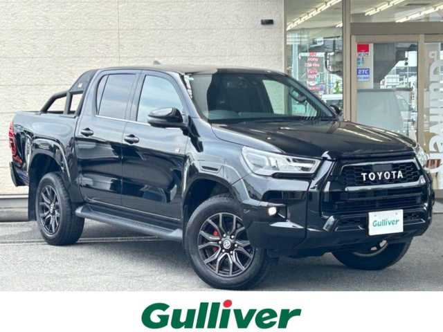 トヨタ ハイラックス Z GRスポーツ 兵庫県 2024(令6)年 1.1万km アティチュードブラックマイカ ワンオーナー/純正8インチディスプレイオーディオ/ワンオーナー/全周囲カメラ/プッシュスタート/アイドリングストップ/パドルシフト/レーンキープアシスト/クルーズコントロール（追従あり）/MTモード付AT/ETC/ハーフレザーシート/運転席パワーシート/運転席シートヒーター/LEDヘッドライト/オートライト/社外フロアマット/コーナーセンサー/GRスポーツバー/GRマッドフラップ/4WD/純正アルミ１８インチ/スペアキー1本/取扱説明書・保証書書