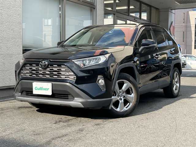 トヨタ ＲＡＶ４ G 大阪府 2020(令2)年 3.2万km アティチュードブラックマイカ 純正7インチナビ/（フルセグ／ＢＴ／ＣＤ／ＤＶＤ）/レーダークルーズコントロール/バックモニター/ブラインドスポットモニター/コーナーセンサー/衝突被害軽減システム/レーンキープアシスト/電動リアゲート/レザーシート（黒）/運転席パワーシート/前席パワーシート/運転席メモリーシート/ハンドルヒーター/４WD/前後ドライブレコーダー/ETC/純正１８インチＡＷ/保証書/取扱説明書/スペアキーX1