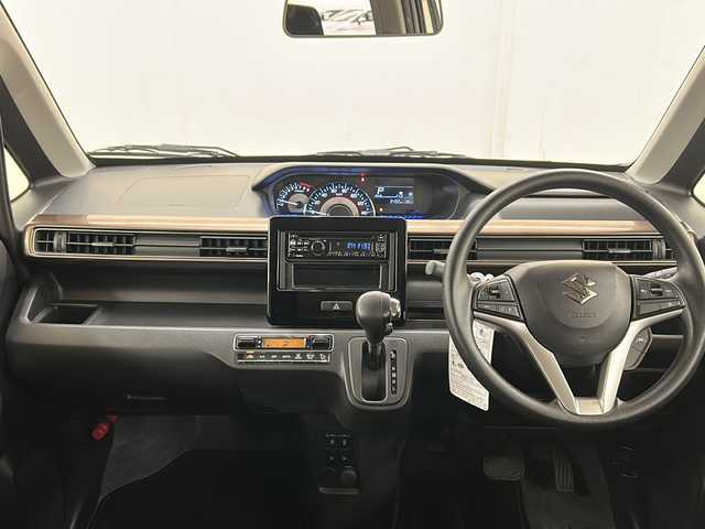 スズキ ワゴンＲ カスタムＺ HYBRID ZX 道央・札幌 2022(令4)年 0.4万km ピュアホワイトP /4WD//純正オーディオ/（CD/AM/FM）//デュアルカメラブレーキ//レーダークルーコントロール//オートライト//フォグライト//両席シートヒーター//リアスポイラー//タイプC給電ポート//保証書