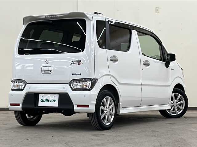 スズキ ワゴンＲ カスタムＺ HYBRID ZX 道央・札幌 2022(令4)年 0.4万km ピュアホワイトP /4WD//純正オーディオ/（CD/AM/FM）//デュアルカメラブレーキ//レーダークルーコントロール//オートライト//フォグライト//両席シートヒーター//リアスポイラー//タイプC給電ポート//保証書